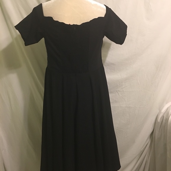 Dress - Picture 2 of 6